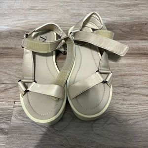 Zara Dad Sandals
